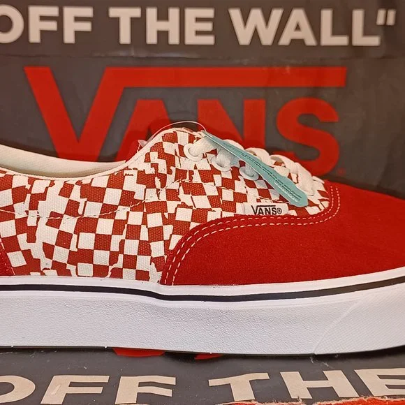 VANS Comfycush Era Men's 7.5/Women's 9 Tear Check Red/White VN0A3WM9V9Z